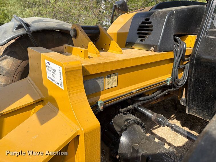 2012 Caterpillar TL943C