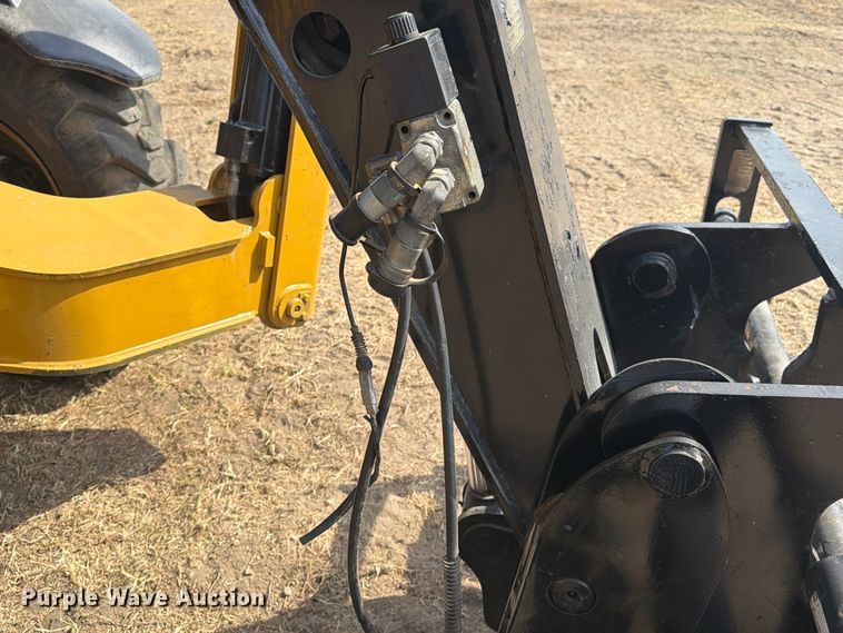 2012 Caterpillar TL943C