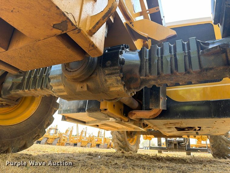 2012 Caterpillar TL943C