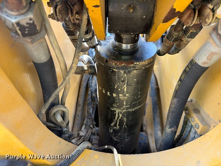 2012 Caterpillar TL943C