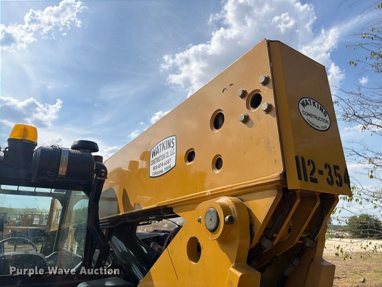 2012 Caterpillar TL943C