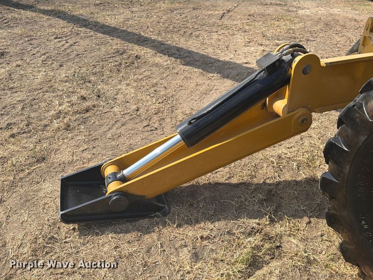 2012 Caterpillar TL943C