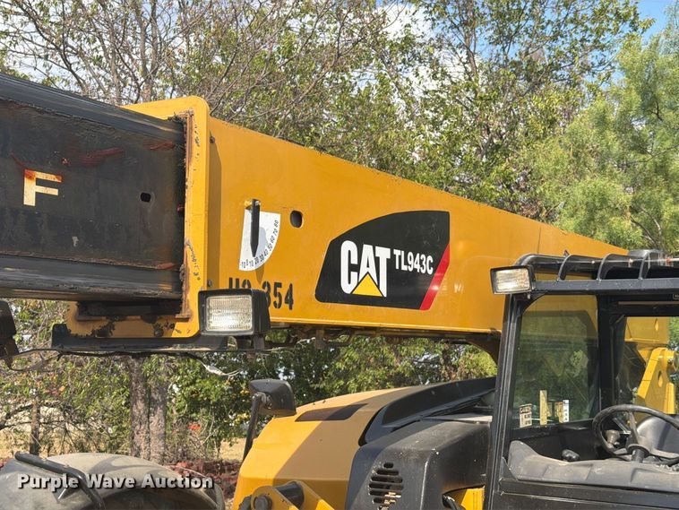 2012 Caterpillar TL943C