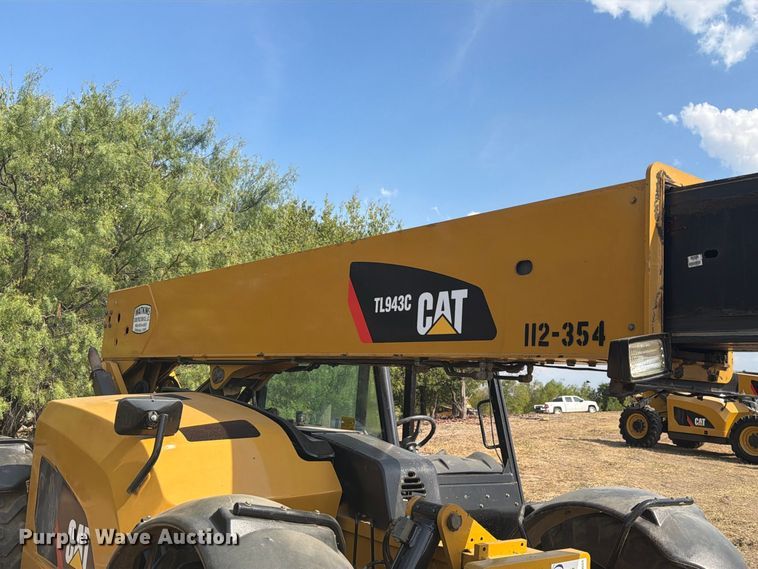 2012 Caterpillar TL943C