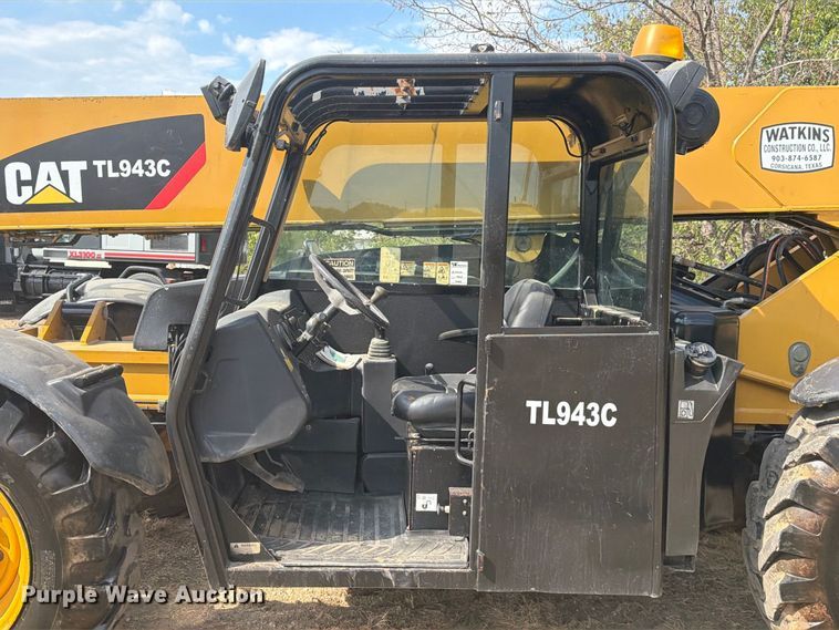 2012 Caterpillar TL943C