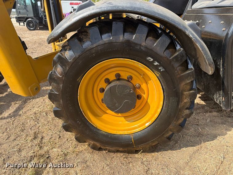 2012 Caterpillar TL943C