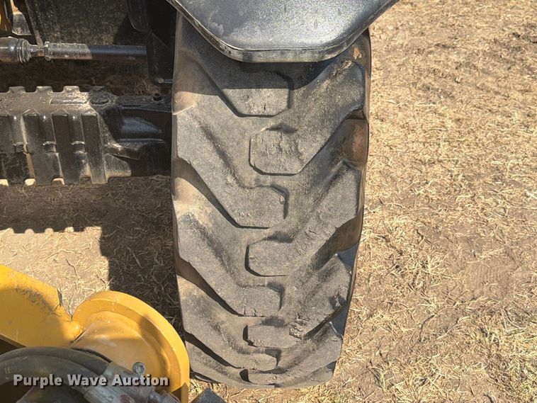 2012 Caterpillar TL943C