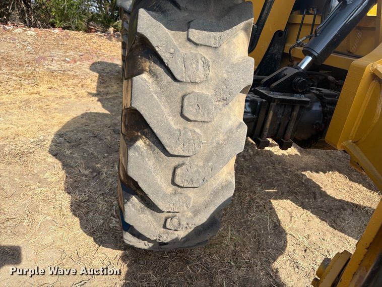 2012 Caterpillar TL943C