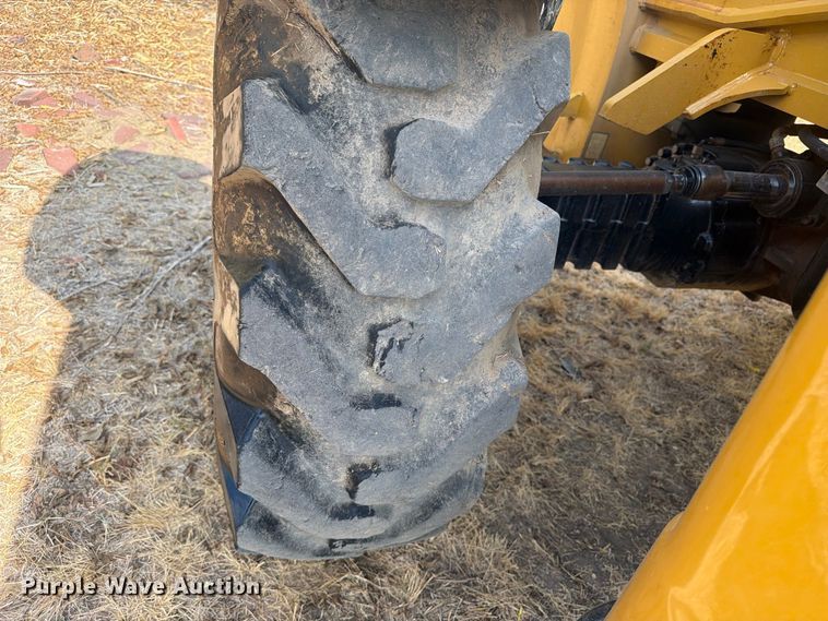 2012 Caterpillar TL943C
