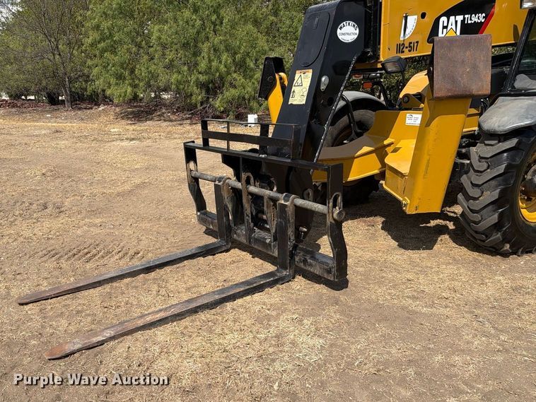 2014 Caterpillar TL943C