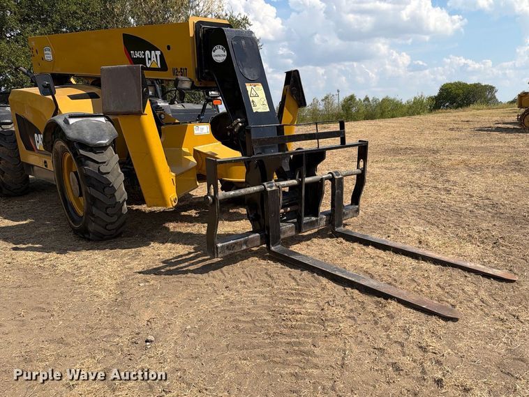 2014 Caterpillar TL943C