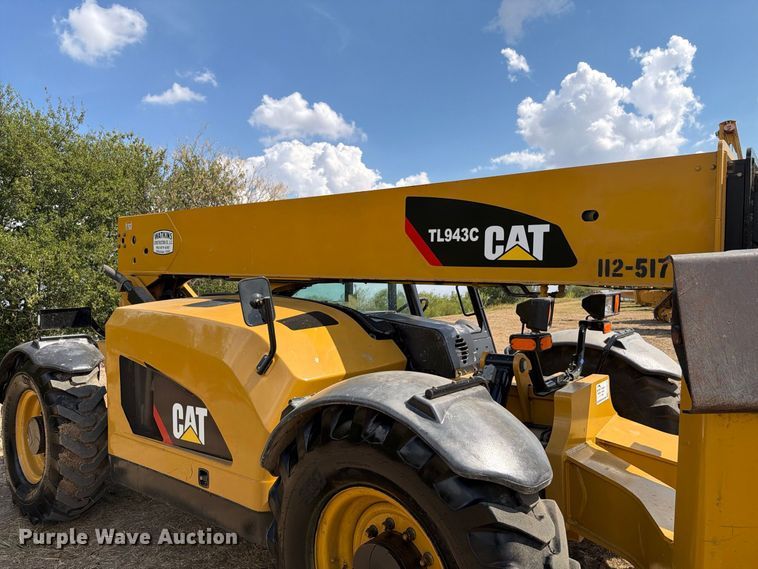 2014 Caterpillar TL943C