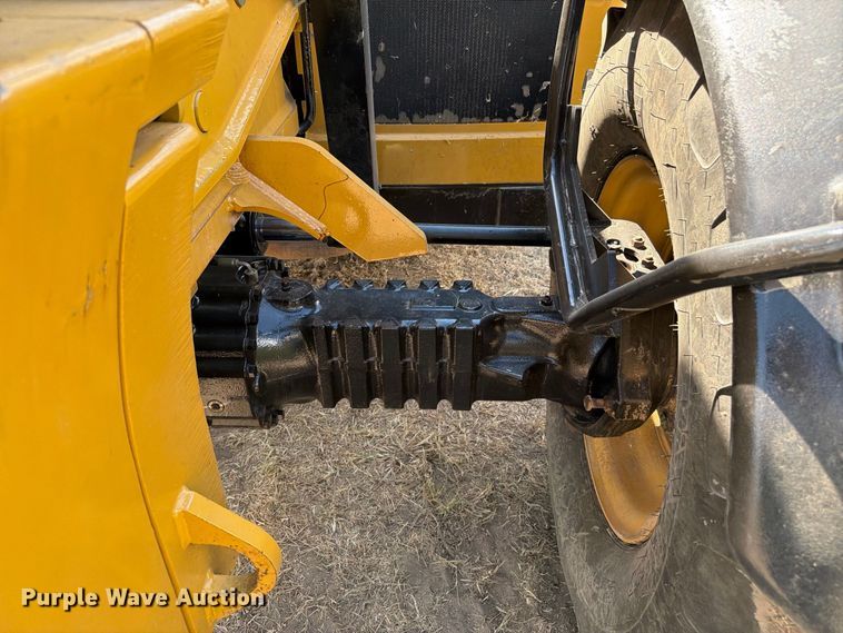 2014 Caterpillar TL943C