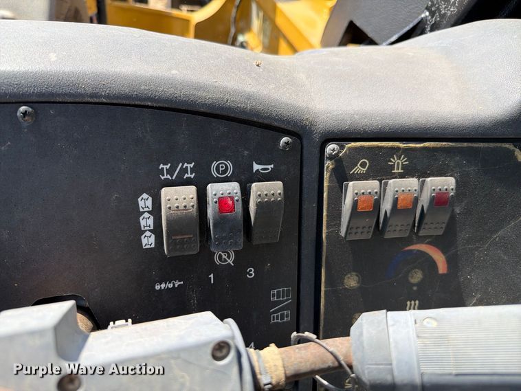 2014 Caterpillar TL943C
