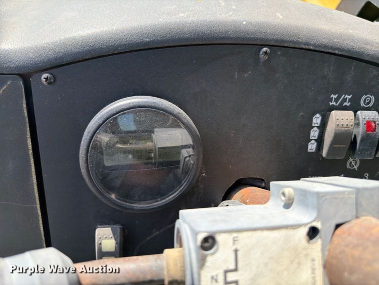 2014 Caterpillar TL943C