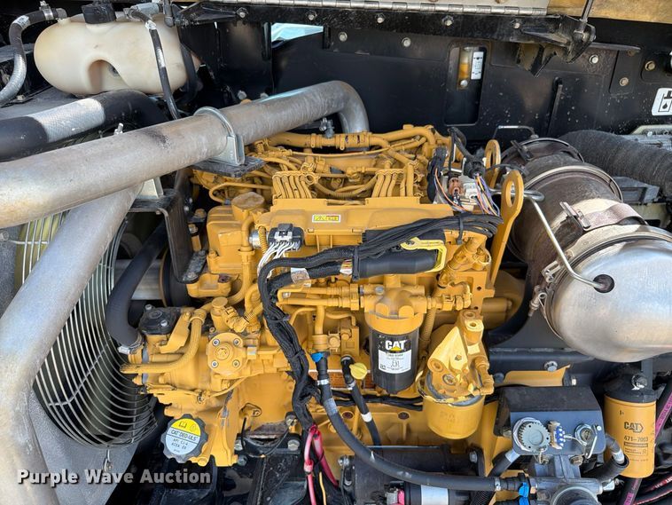 2014 Caterpillar TL943C