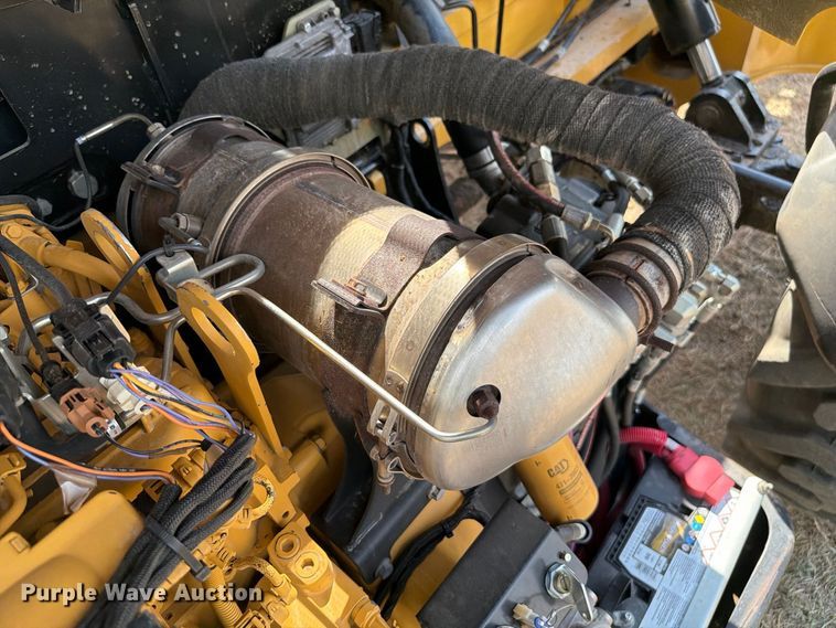 2014 Caterpillar TL943C