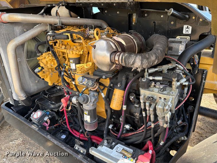 2014 Caterpillar TL943C