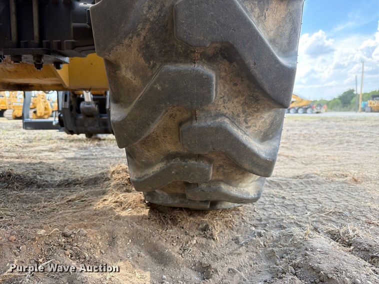 2012 Caterpillar TH514