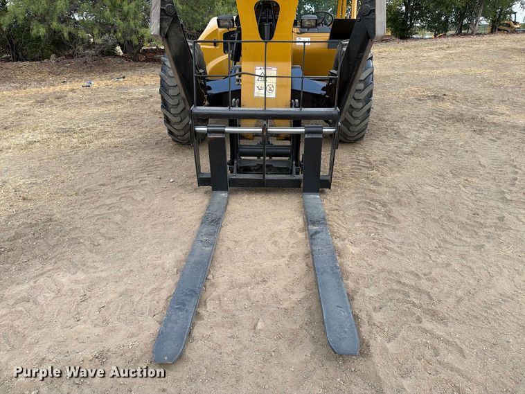 2008 Caterpillar TL1055