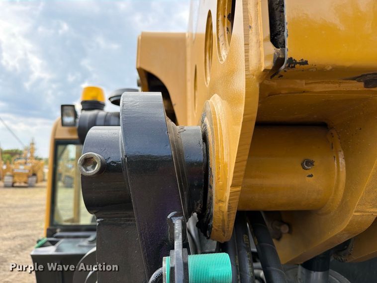 2008 Caterpillar TL1055