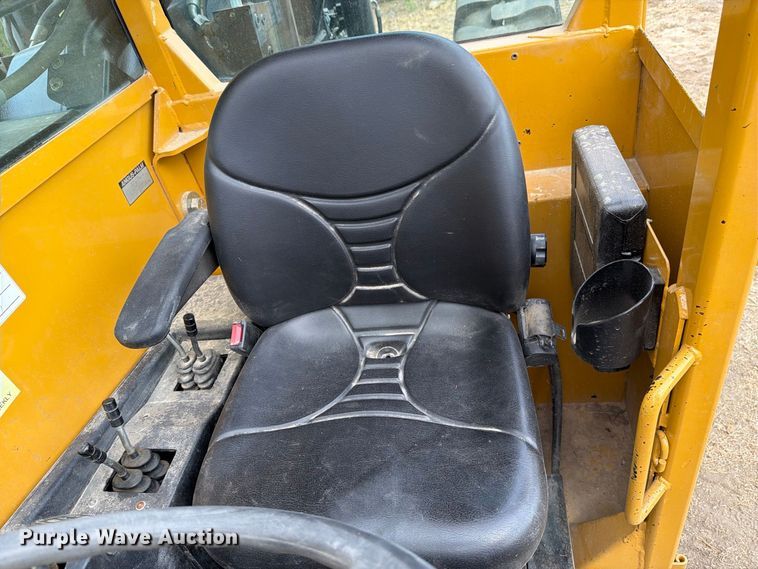 2008 Caterpillar TL1055