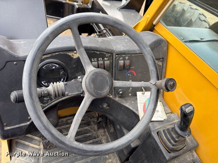 2008 Caterpillar TL1055