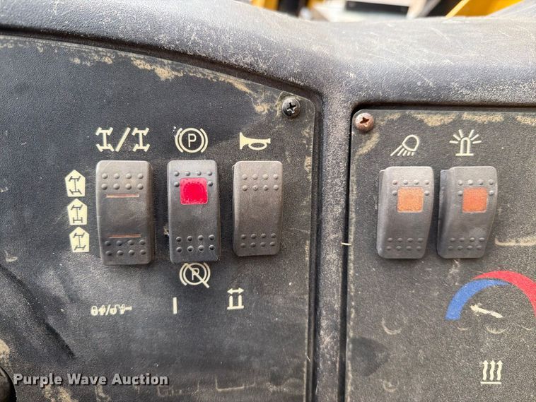 2008 Caterpillar TL1055
