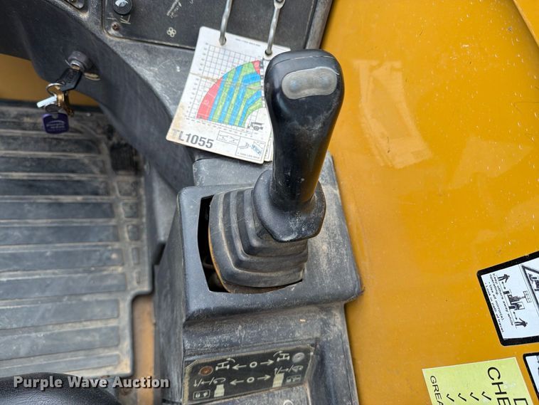 2008 Caterpillar TL1055