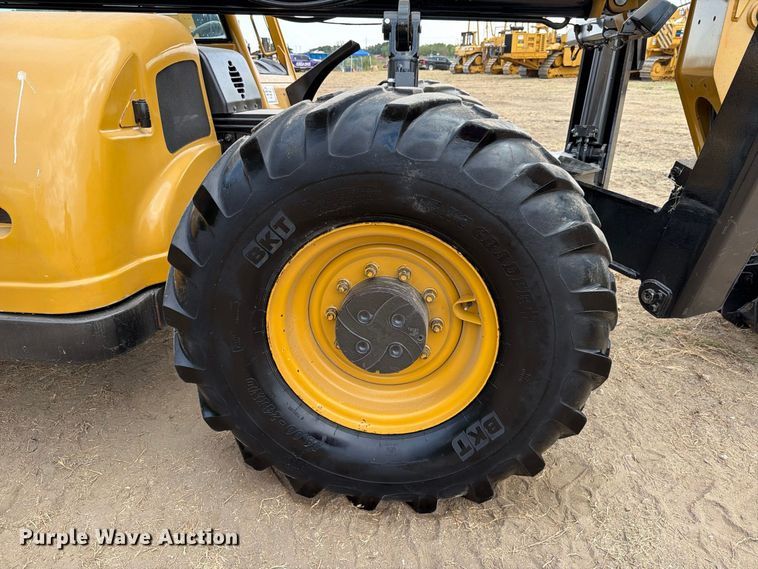 2008 Caterpillar TL1055