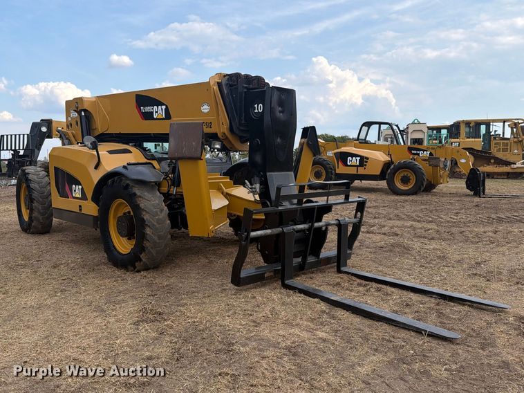 image for item FN3673 2013 Caterpillar TL1055C telehandler