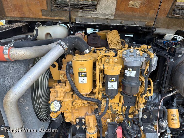 image for item FN3673 2013 Caterpillar TL1055C telehandler