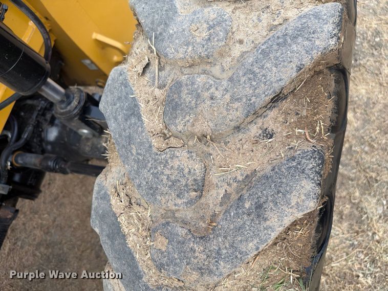 image for item FN3673 2013 Caterpillar TL1055C telehandler