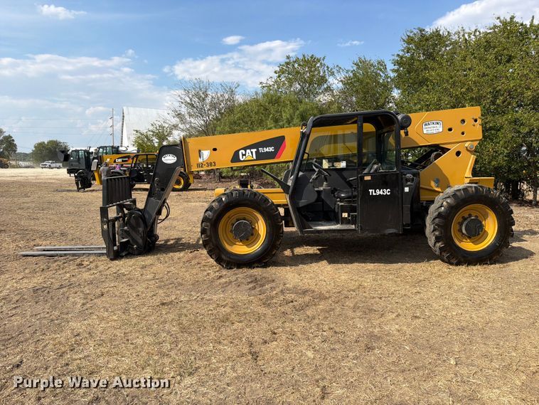 2012 Caterpillar TL943C