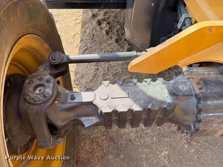 2012 Caterpillar TL943C
