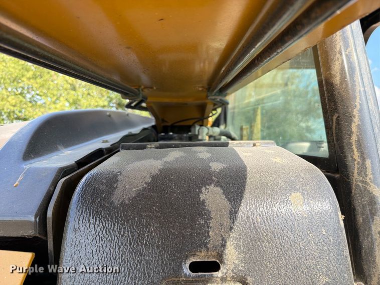 2012 Caterpillar TL943C