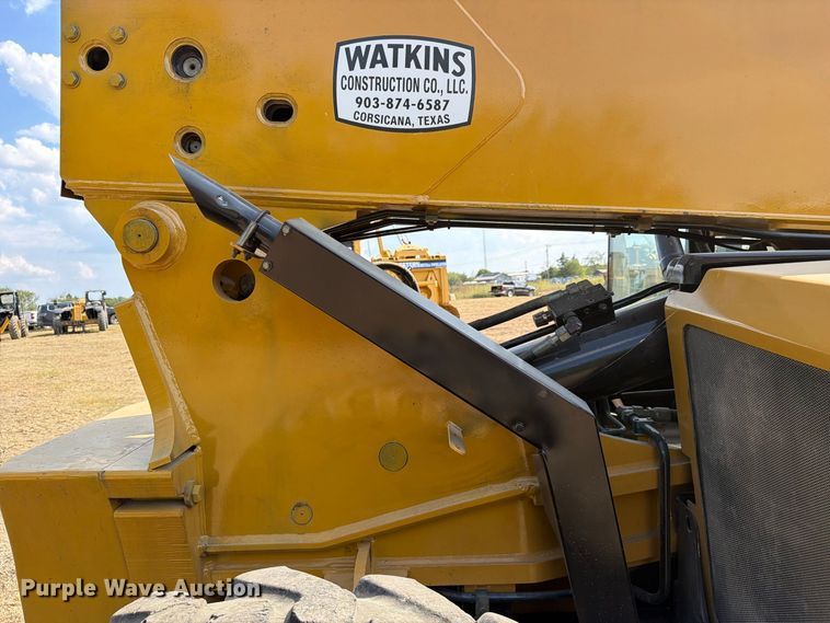2012 Caterpillar TL943C