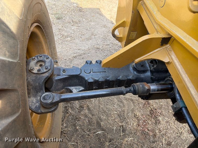 2012 Caterpillar TL943C