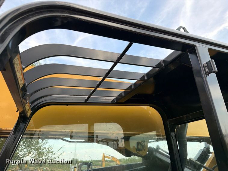 2012 Caterpillar TL943C