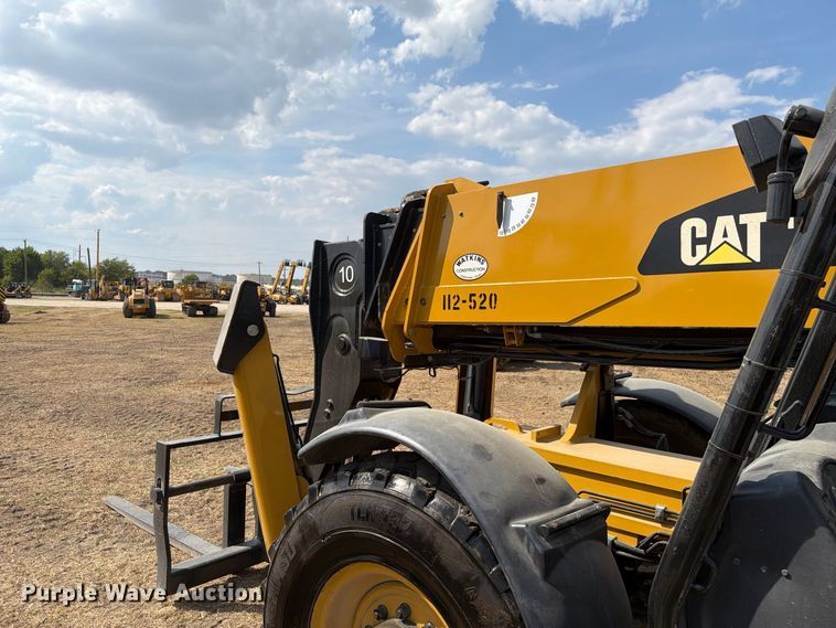 2015 Caterpillar TL1055C