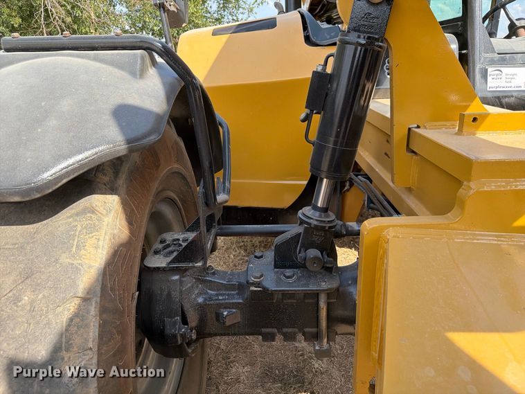2015 Caterpillar TL1055C