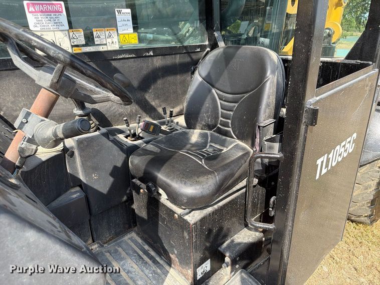 2015 Caterpillar TL1055C