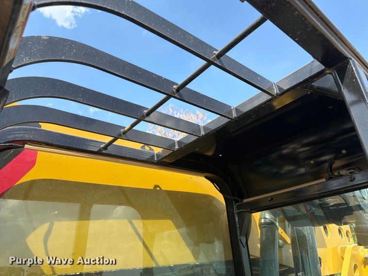 2015 Caterpillar TL1055C