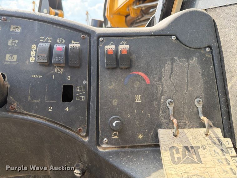 2015 Caterpillar TL1055C