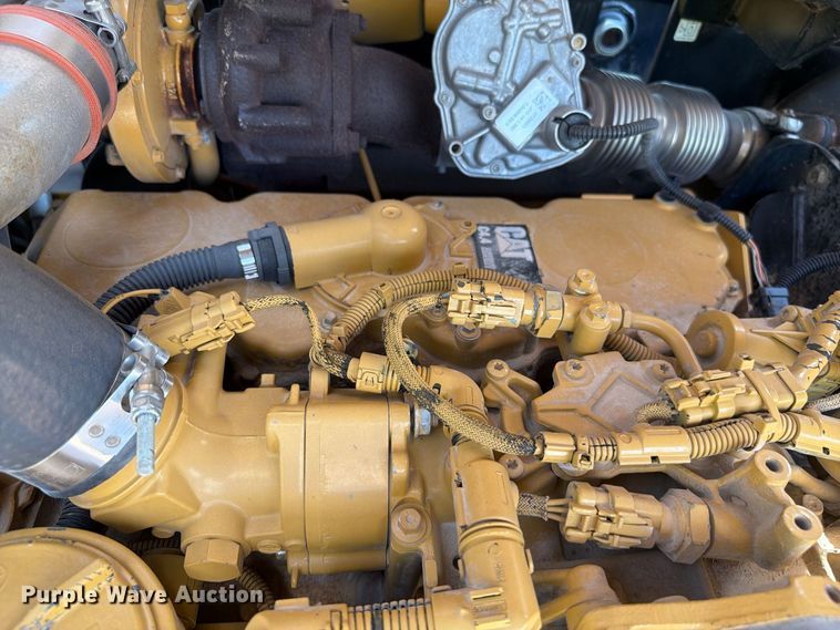 2015 Caterpillar TL1055C