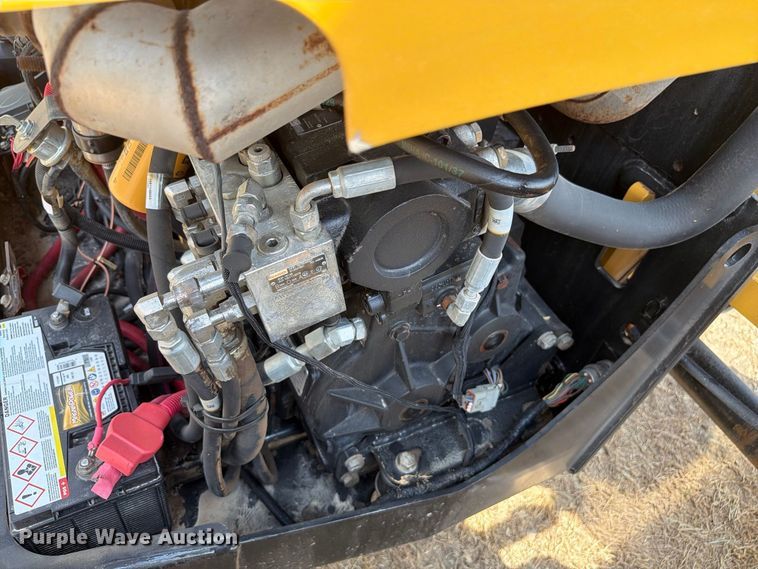 2015 Caterpillar TL1055C