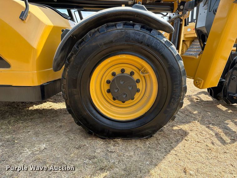 2015 Caterpillar TL1055C