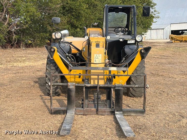 image for item FN3679 2013 Caterpillar TH514 telehandler