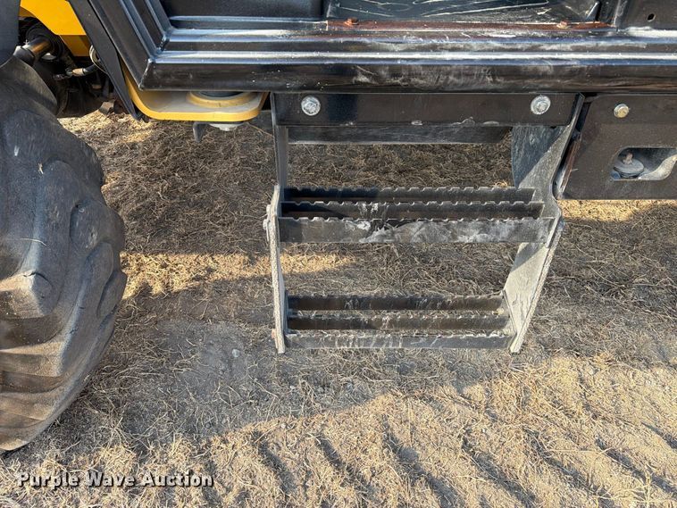 image for item FN3679 2013 Caterpillar TH514 telehandler