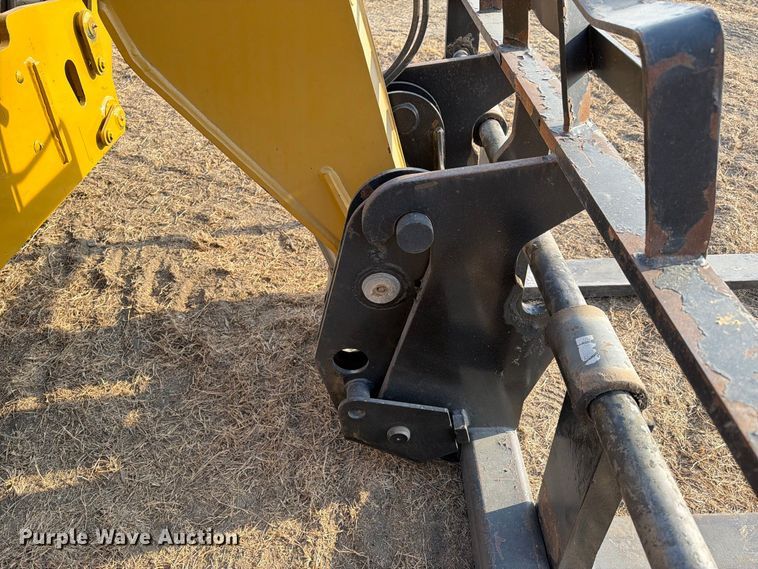 image for item FN3679 2013 Caterpillar TH514 telehandler